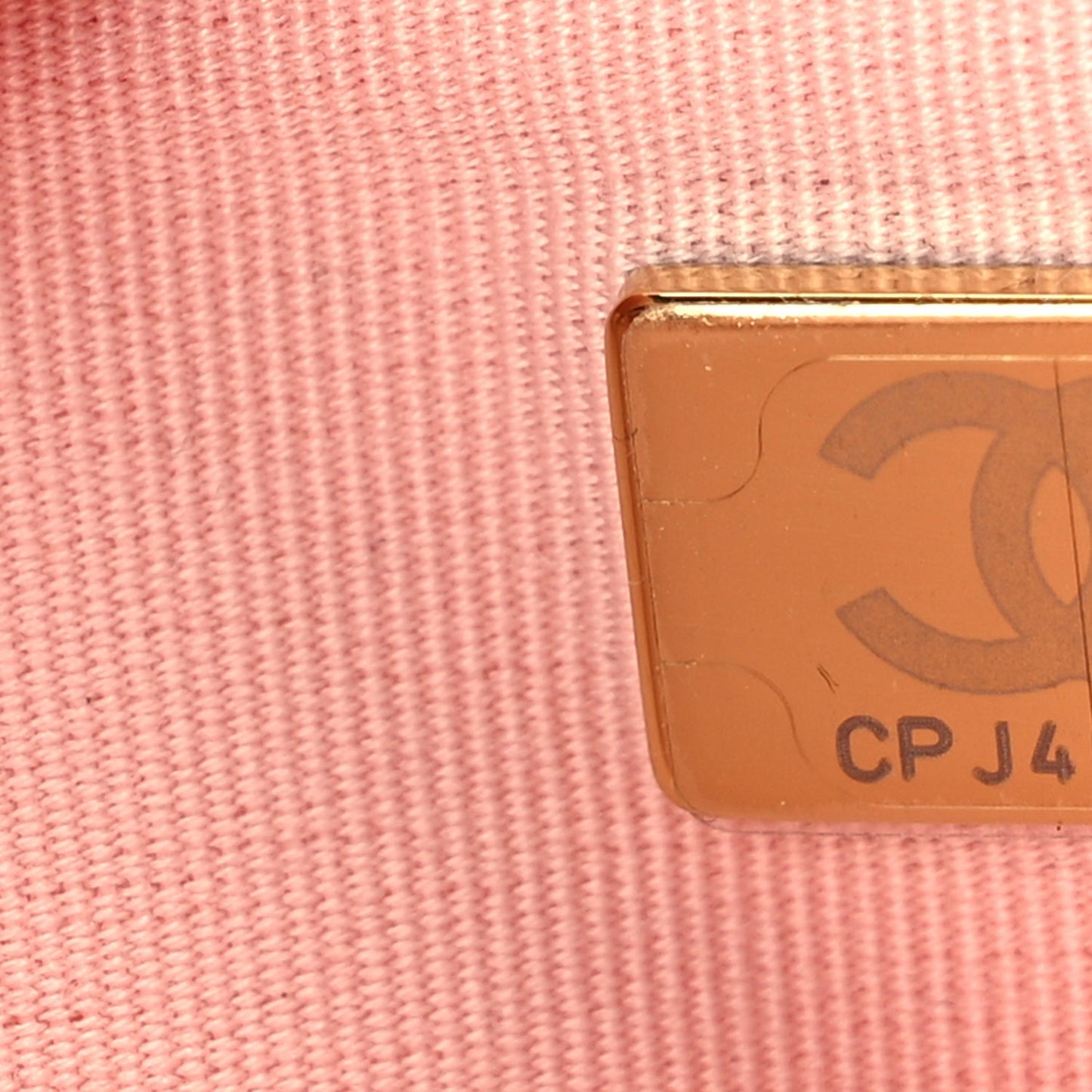 Caviar Quilted Wallet on Chain WOC  Light Pink