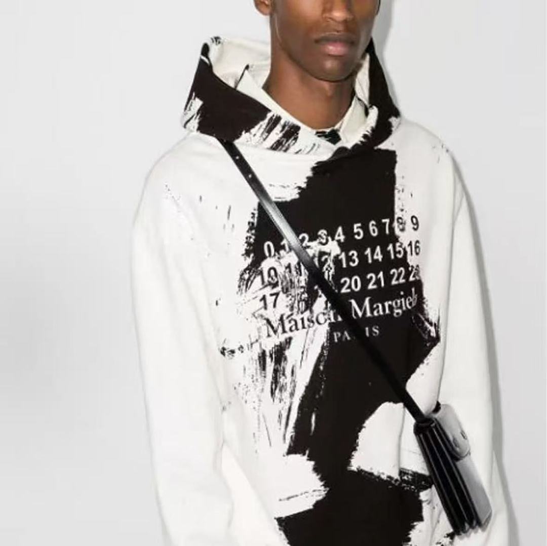 M🔥IS🔥N M🔥R🔥IE🔥A HOODIE