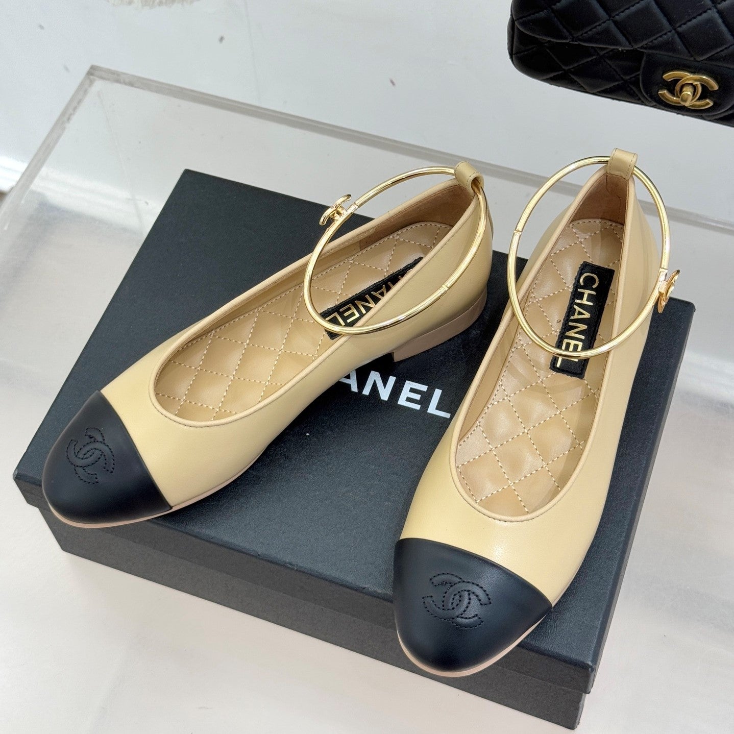 CHANEL