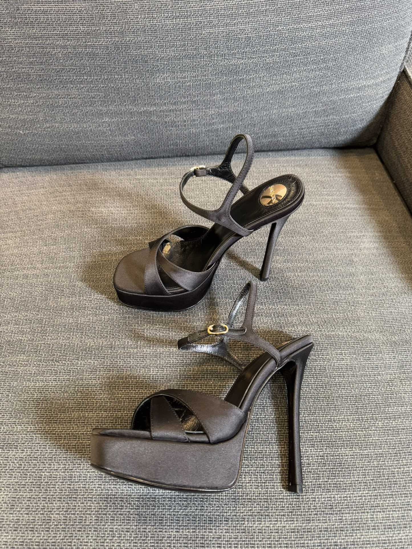 Saint Laurent