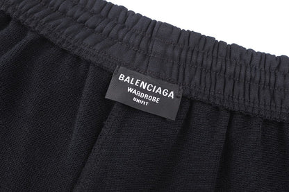 PANTALONES CORTOS BALENÇIAGA - 253