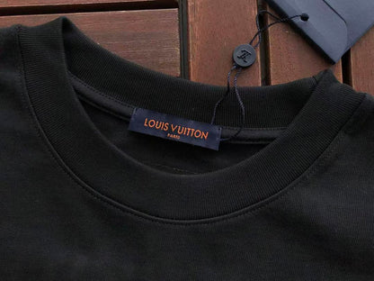 L🔥T-SHIRT
