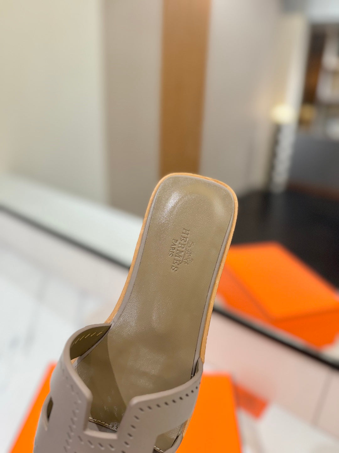 Hermès