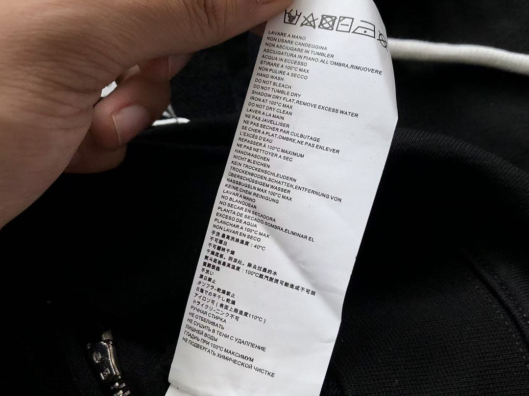 M🔥IS🔥N M🔥R🔥IE🔥A HOODIE