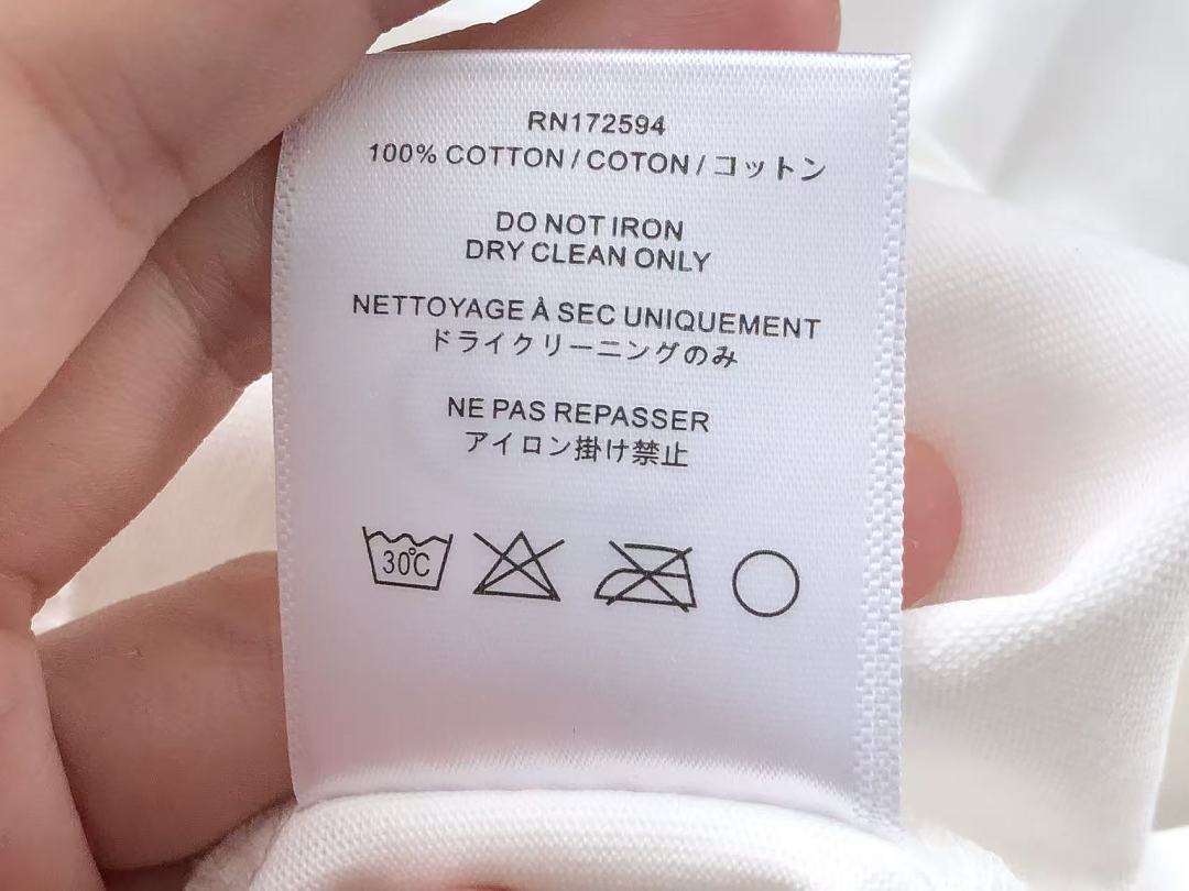 VINTAGE T-SHIRT