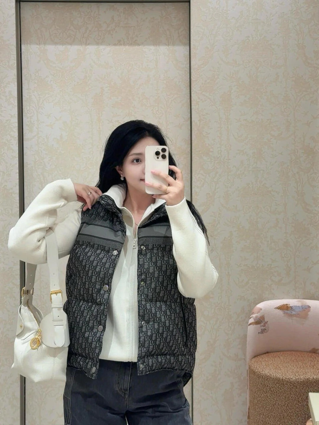 DIOR