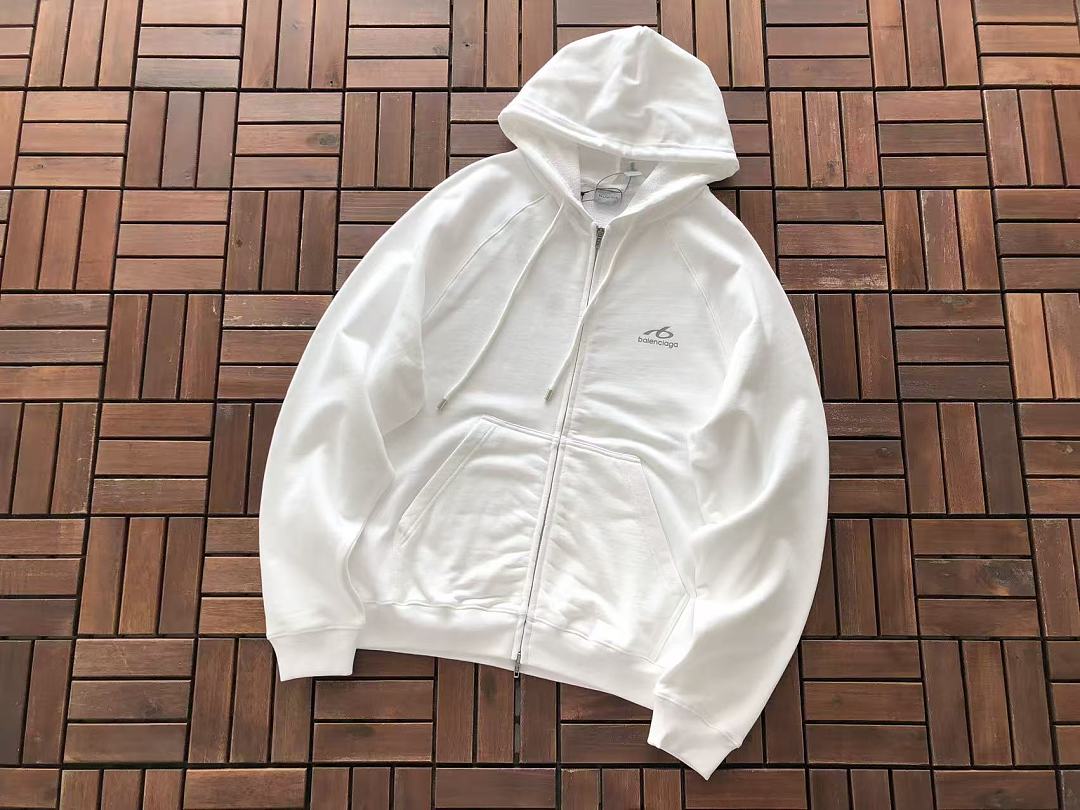 B🔥L🔥🔥🔥IA🔥A HOODIE