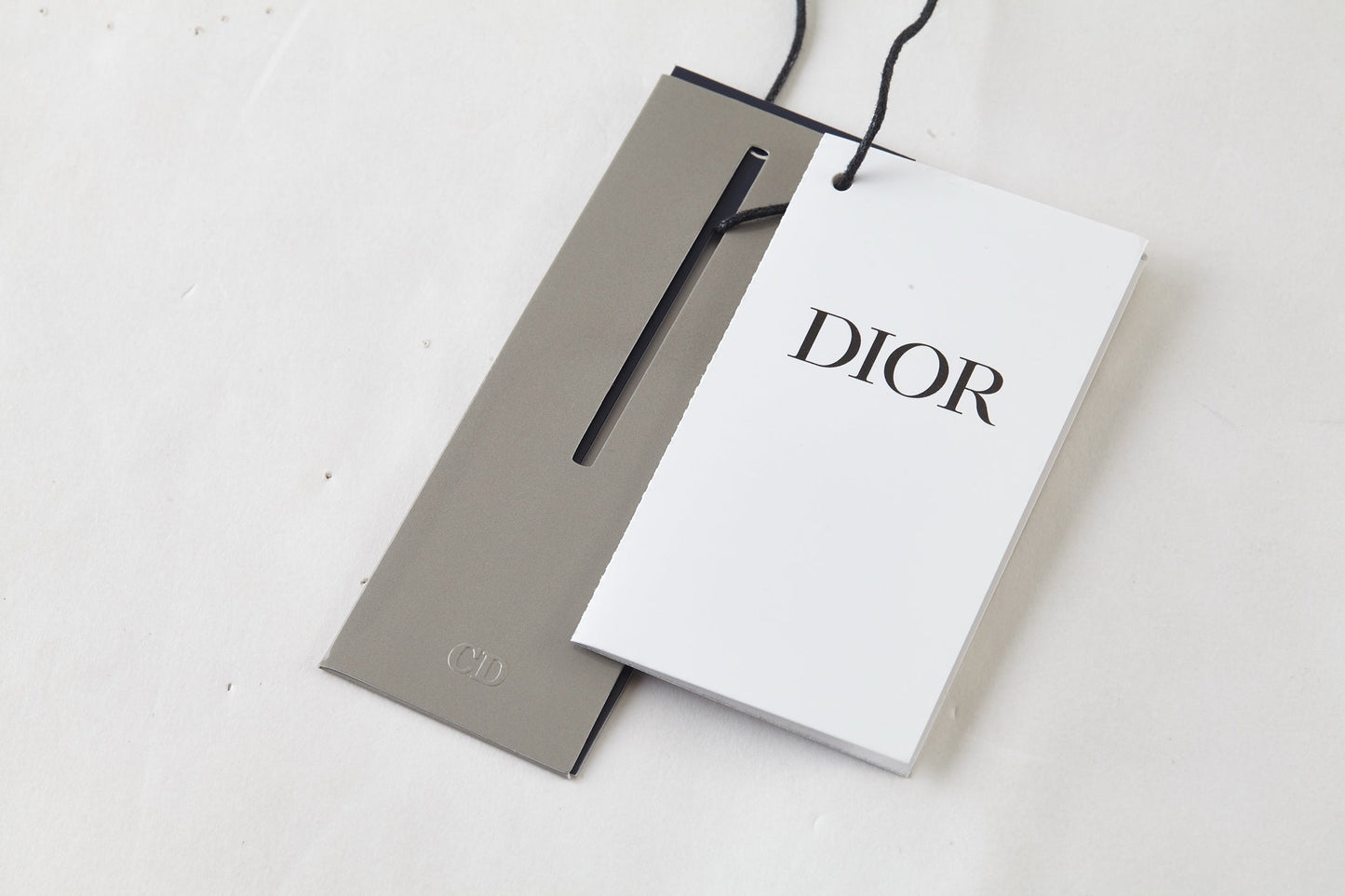 DIOR