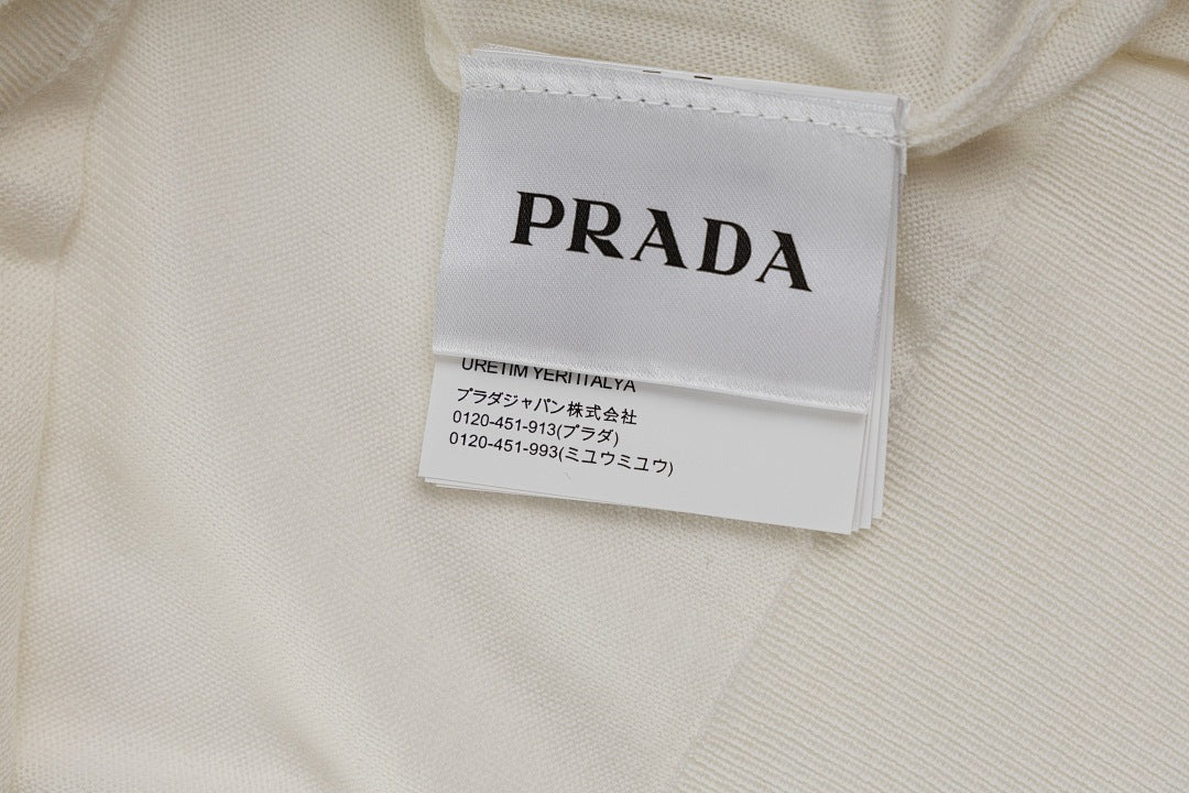 CAMISETA PRADA - 370
