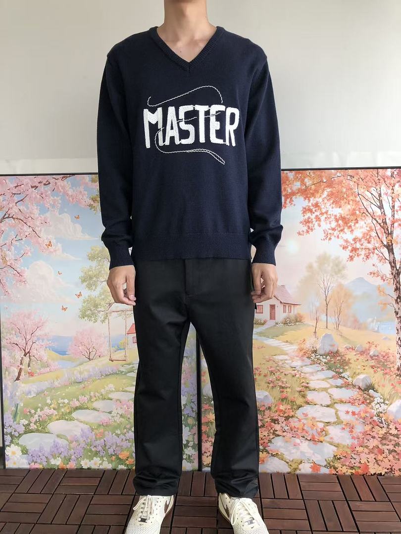 E.R.D SWEATER