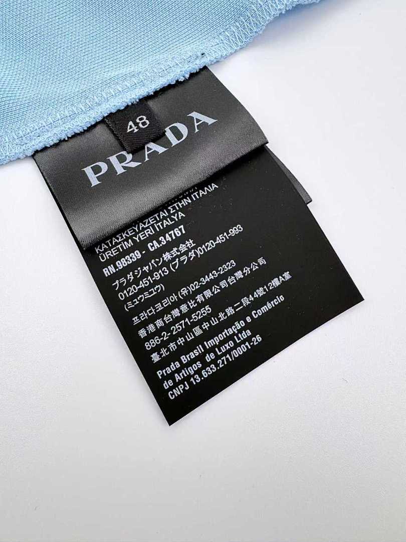 CAMISETA PRADA - 11