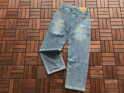 CH🔥OM🔥 HE🔥RTS JEANS
