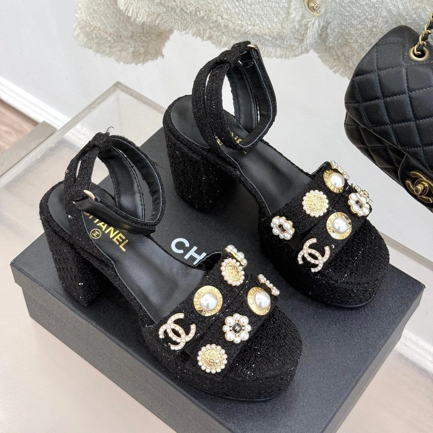 CHANEL