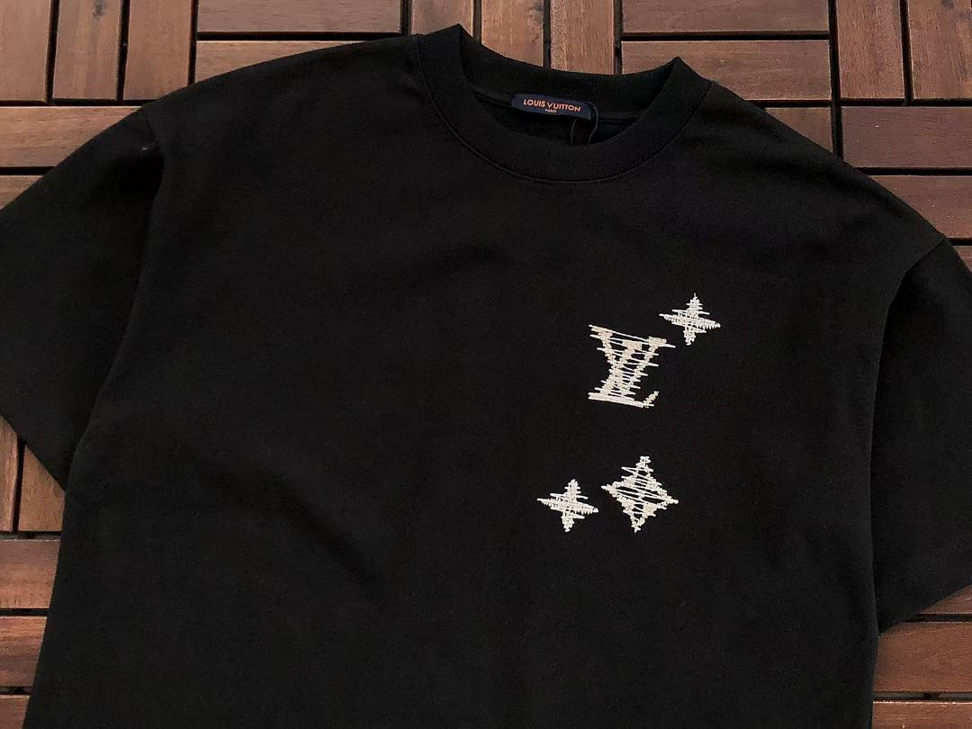 L🔥T-SHIRT