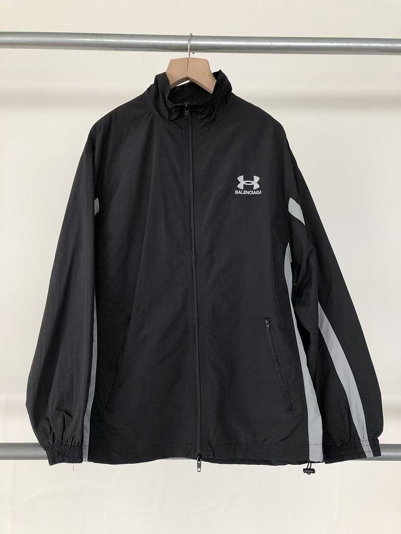 B🔥L🔥🔥🔥IA🔥A & U🔥D🔥R A🔥MO🔥R JACKET