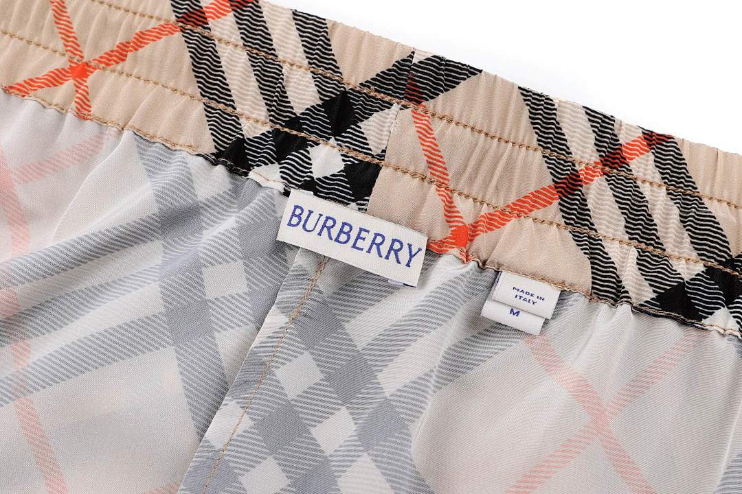 CAMISETA BURBERR¥ - 153