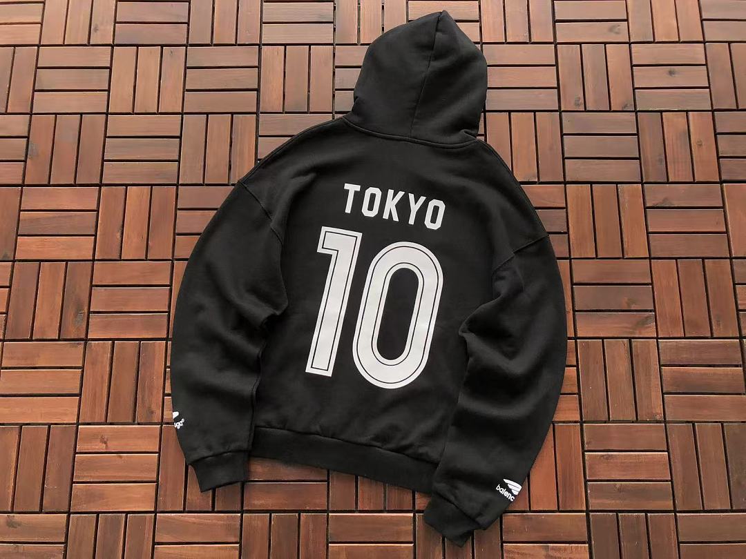 B🔥L🔥🔥🔥IA🔥A HOODIE