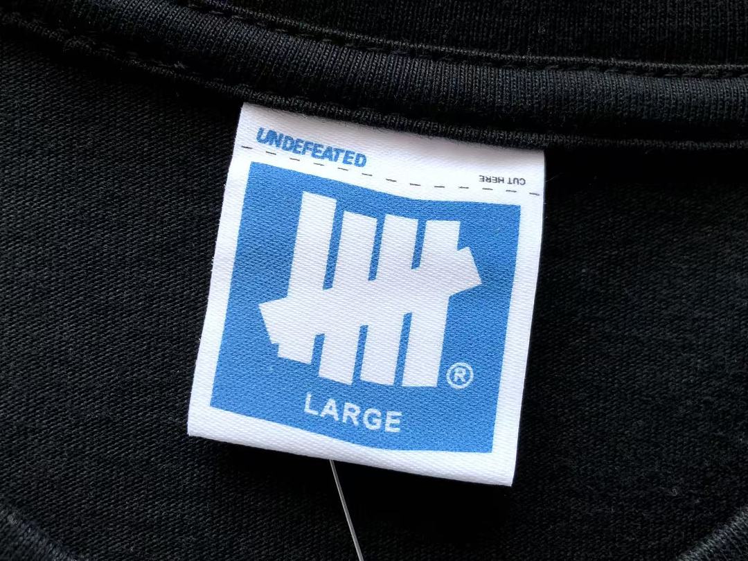 UNDEFEATED T-SHIRT