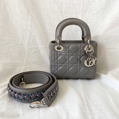 DIOR