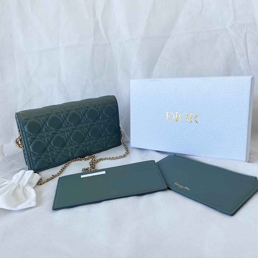 DIOR