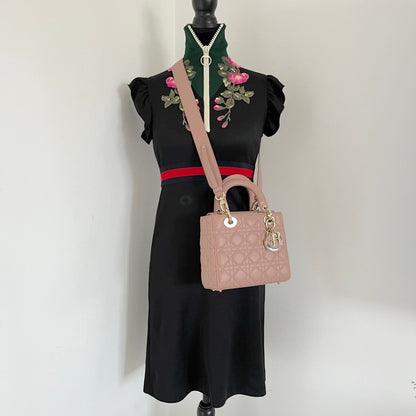 DIOR