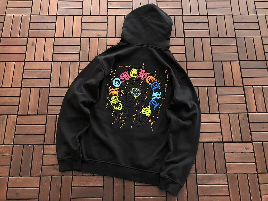 CH🔥OM🔥 HE🔥RTS HOODIE