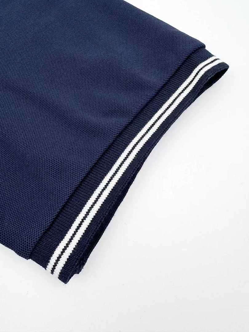 CAMISETA PRADA - 12