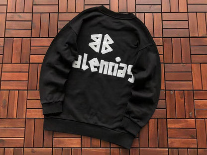 B🔥L🔥🔥🔥IA🔥A SWEATER