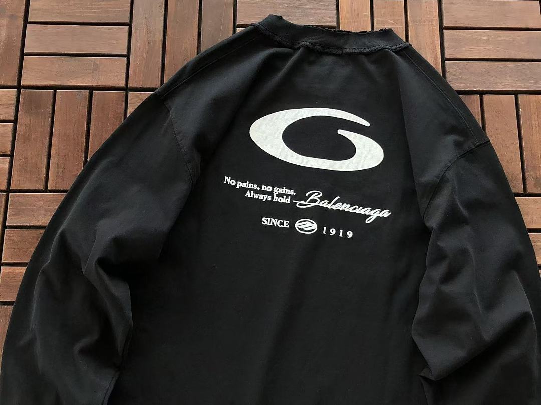 B🔥L🔥🔥🔥IA🔥A LONG-SLEEVE