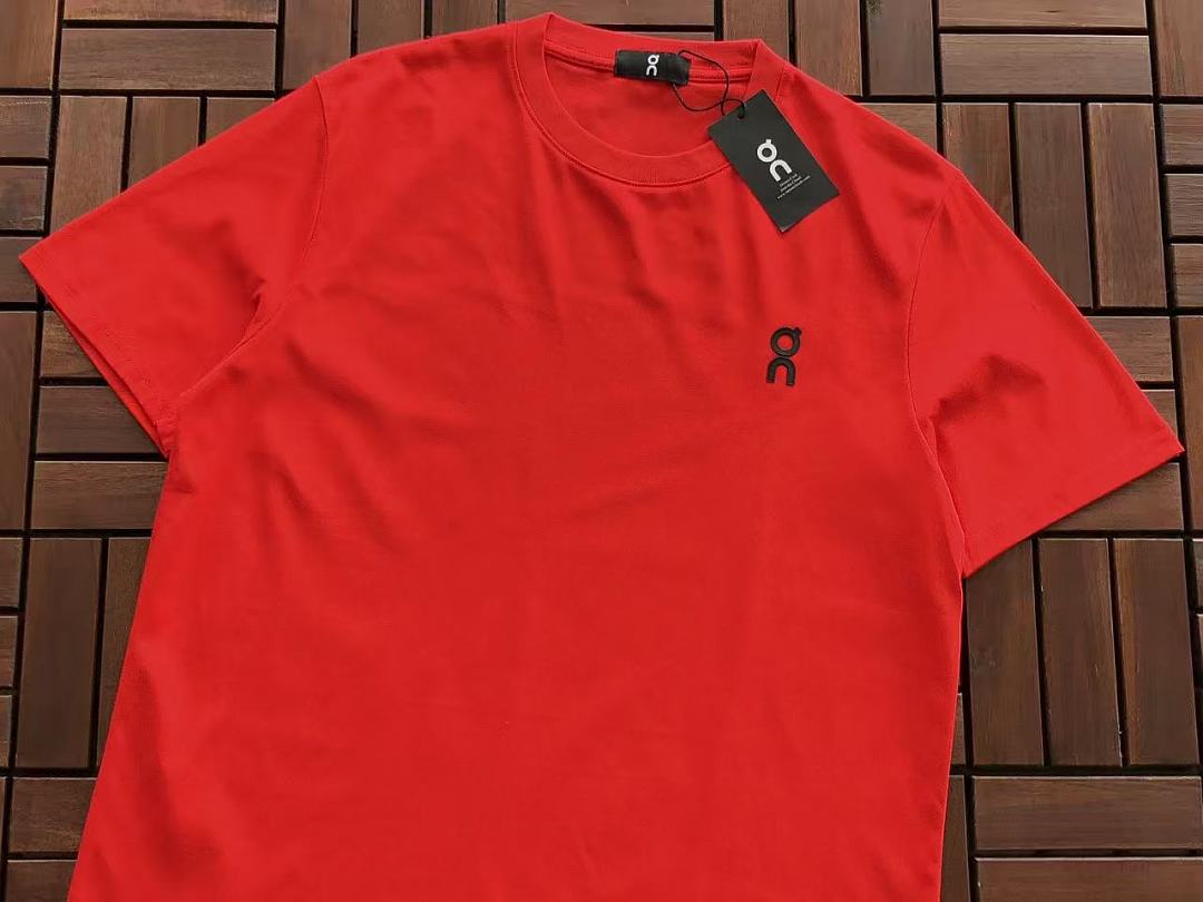 ON RU🔥🔥I🔥G T-SHIRT