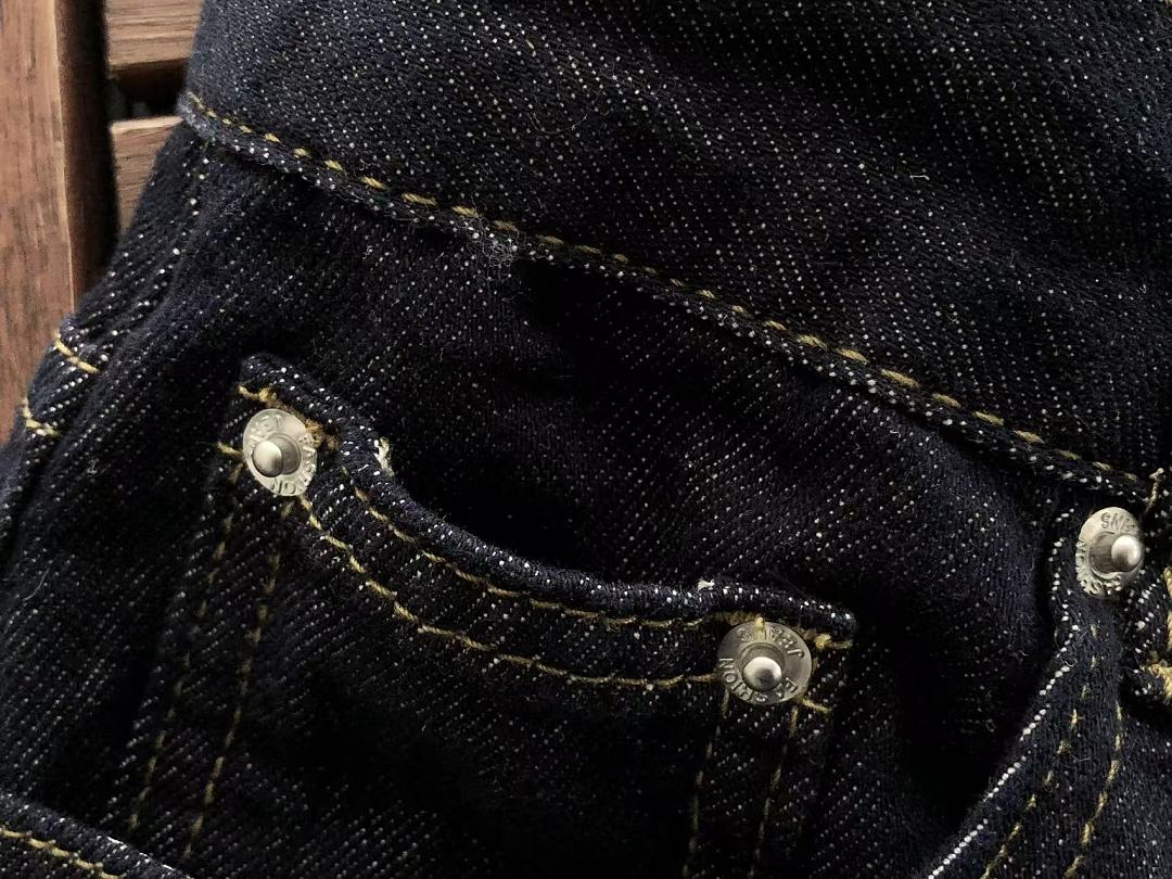 FASHION JEANS