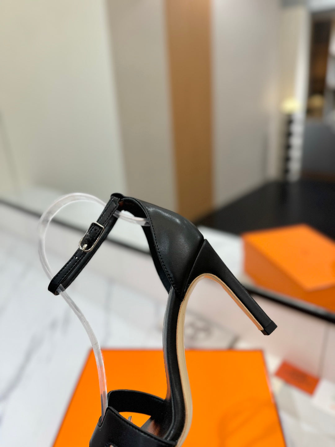 Hermès