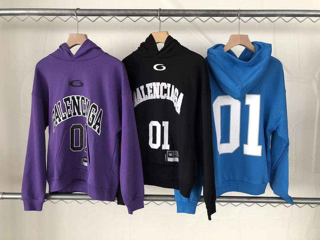 B🔥L🔥🔥🔥IA🔥A HOODIE