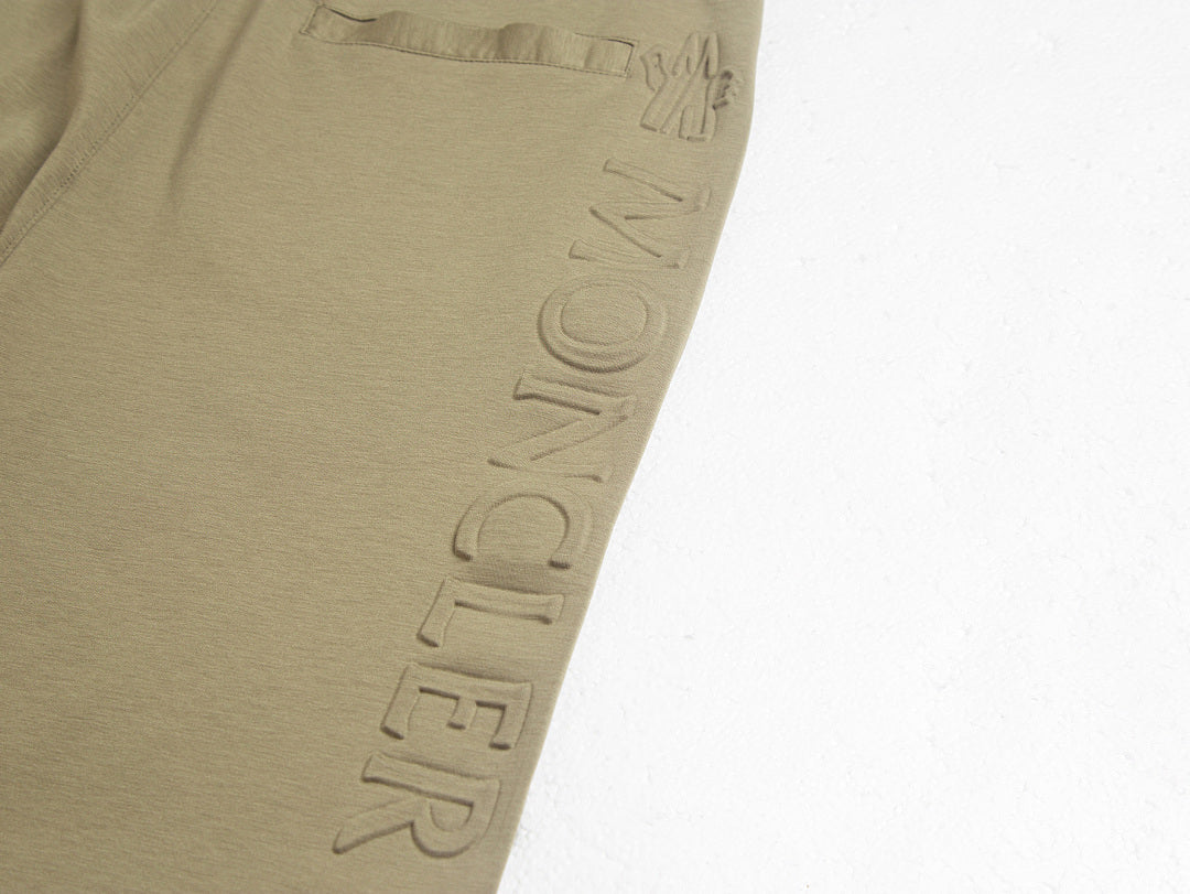 PANTALON CORTO MONCL£R