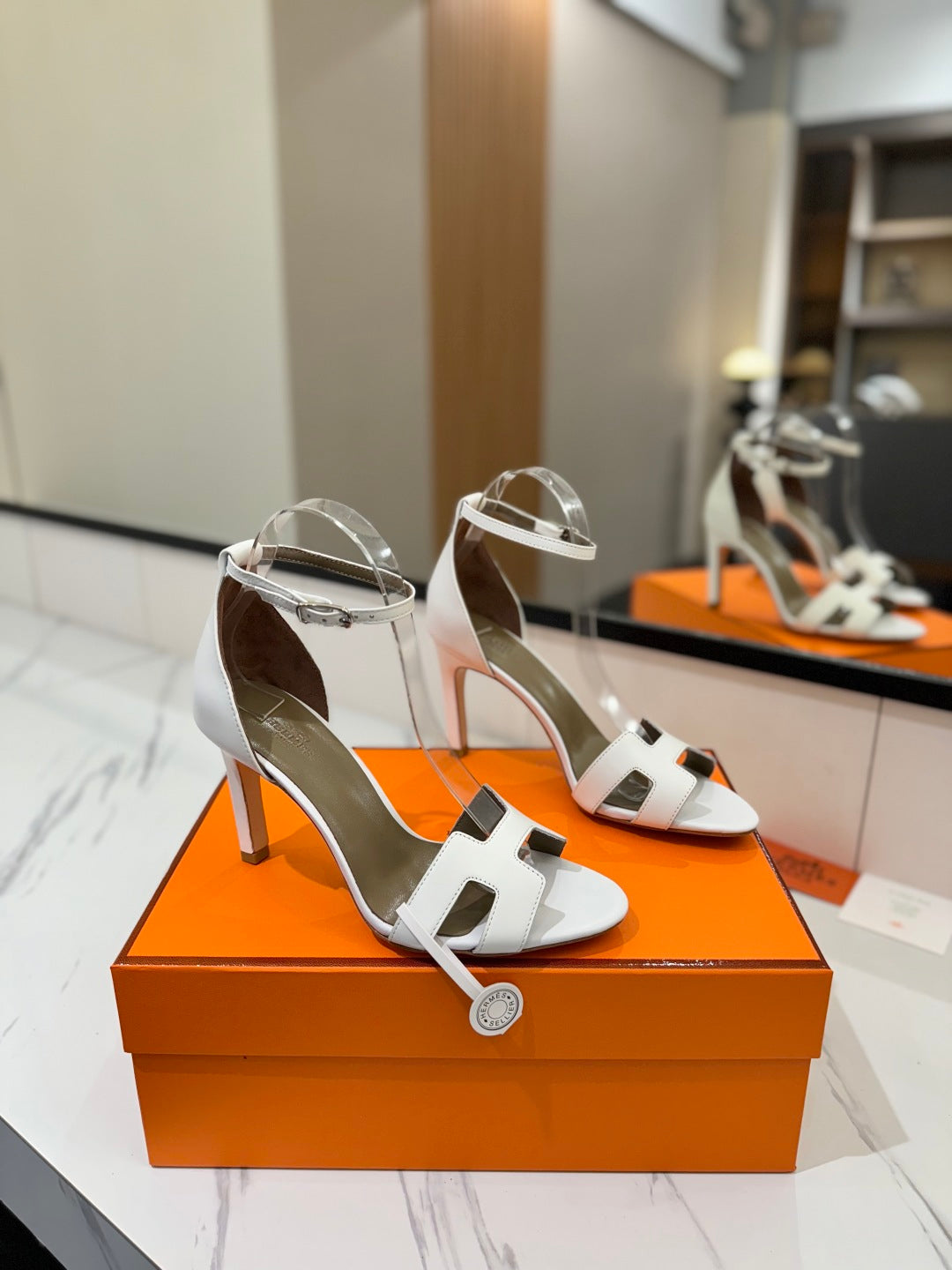 Hermès