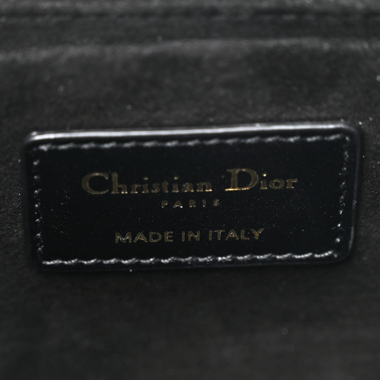 DIOR