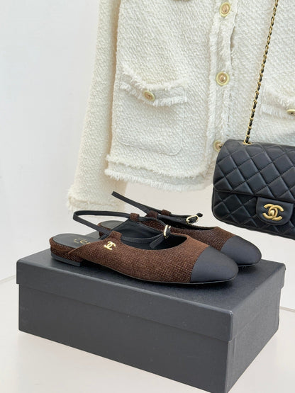 26C Two-tone Double C Flat Shoes Coffee Tweed