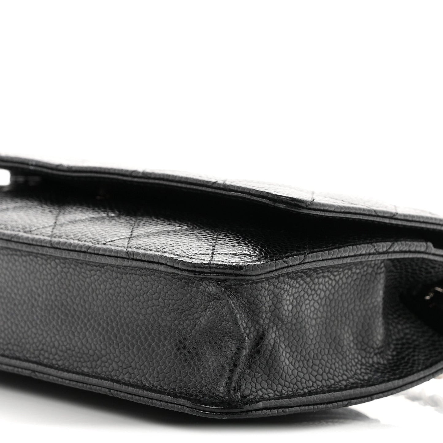 Caviar Quilted Wallet on Chain WOC Black