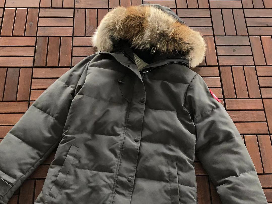 C🔥N🔥🔥A G🔥🔥🔥E WOMAN DOWN JACKET