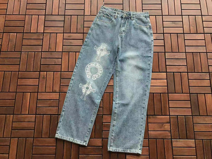 CH🔥OM🔥 HE🔥RTS JEANS