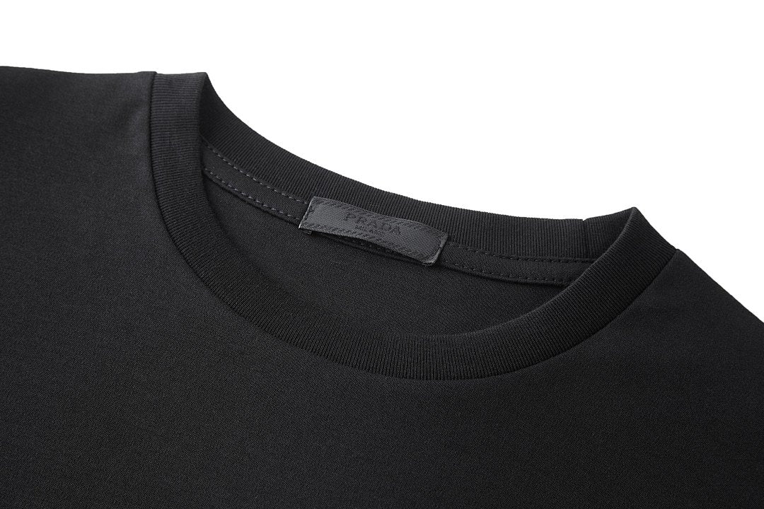 CAMISETA PRADA - 134