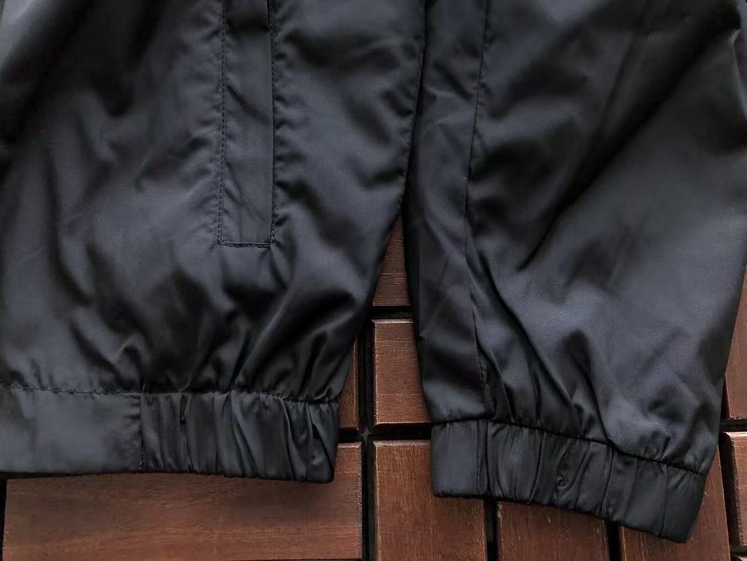B🔥RB🔥RRY JACKET