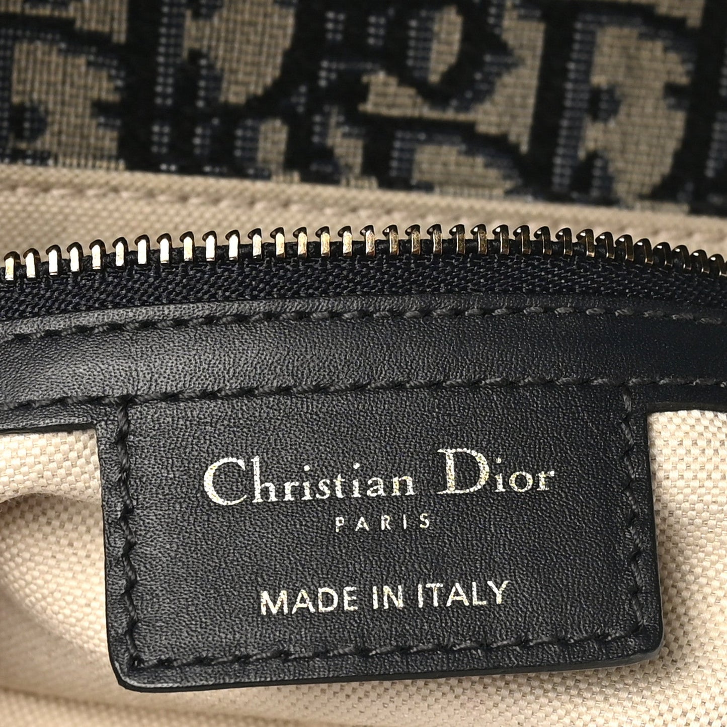 DIOR