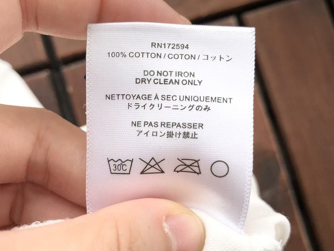 VINTAGE T-SHIRT