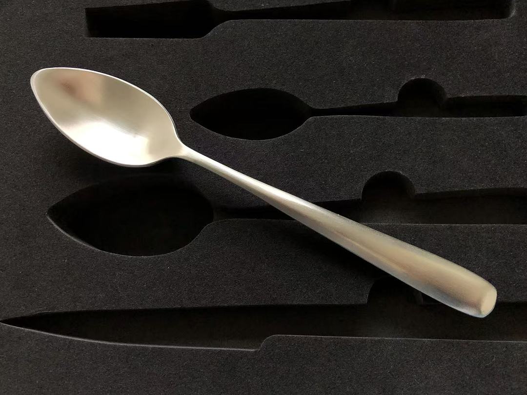 （Food-grade stainless steel material） CUTLERY
