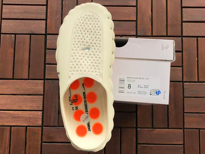 N🔥K🔥 SLIPPERS