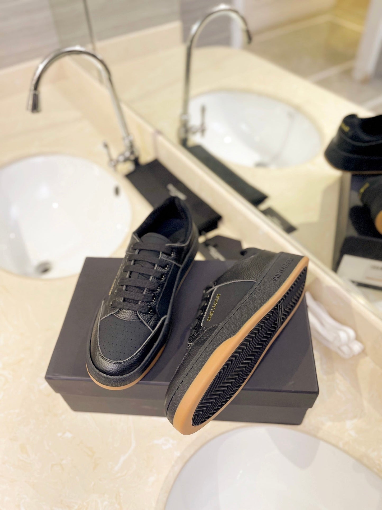 Saint Laurent
