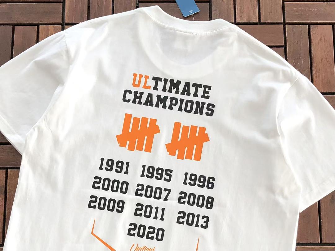 UNDEFEATED T-SHIRT