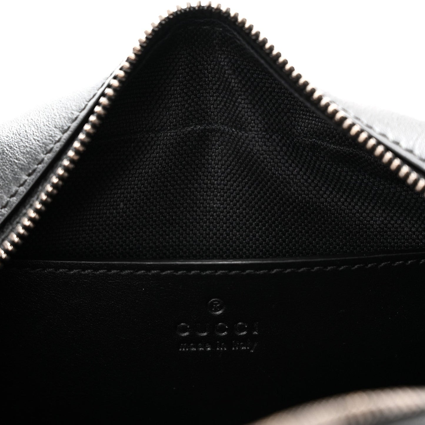 Calfskin Matelasse Monochrome Small GG Marmont Chain Shoulder Bag Black