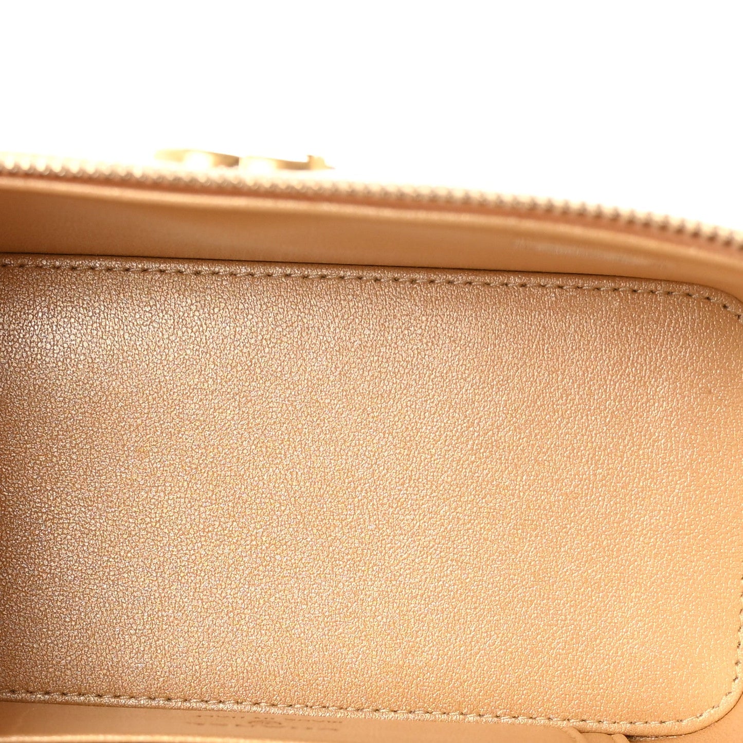 Metallic Lambskin Quilted Sweetheart Vanity Case Gold